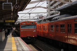 103·Ï