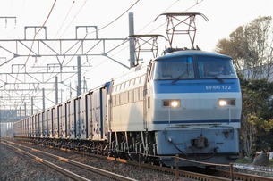 EF66 122