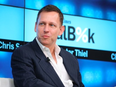 peter-thiel-says-the-age-of-apple-is-over-w640