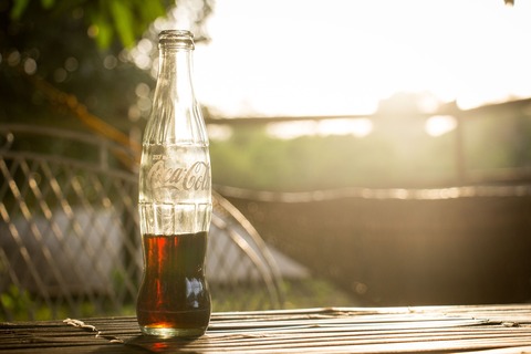 bottle-1869990_1920