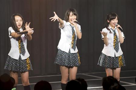akb13092005030001-p4