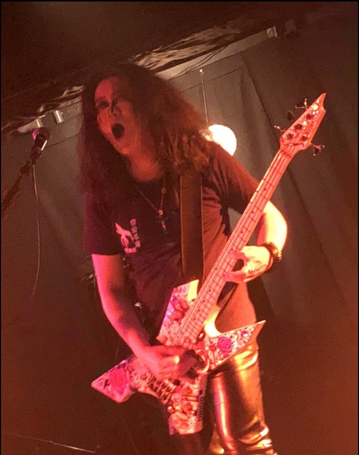 2018-05-11-01-03-41