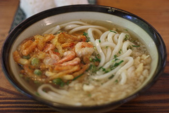 昼はうどん