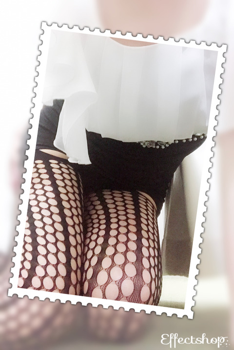 E9C480DE-F2E5-4929-B06F-3543F969A74B