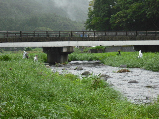 八幡橋下