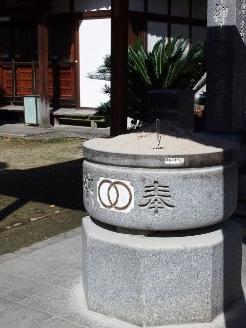 PB163525 (640x480)