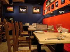 アッシュエム店内