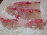 天然ヒラソの刺身