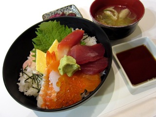海鮮丼