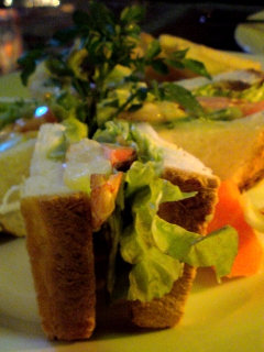 Avogado-Shurimp-Sandwitch@Road&Sky