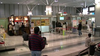 山口宇部空港出発ロビー