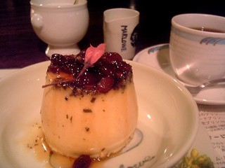 季節限定桜プリントとコーヒー