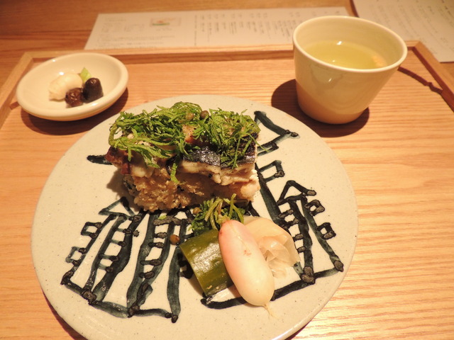 鳥すし・香物