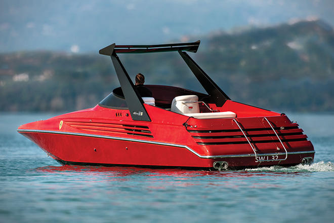 1990-Riva-Ferrari-32-Speed​​boat-4