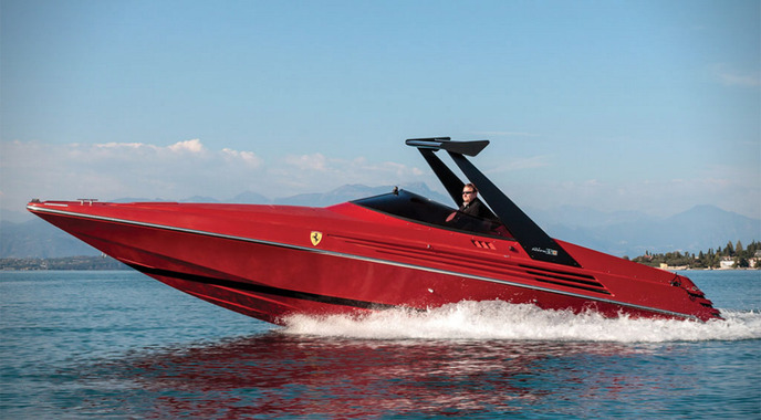 1990-Riva-Ferrari-32-Speed​​boat-1