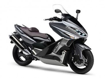 TMAX750