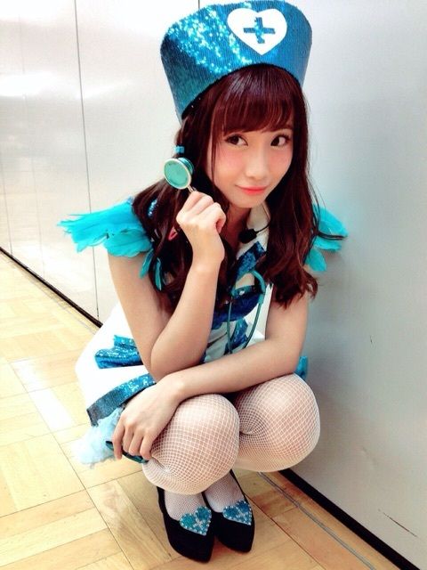 網タイツがエロいコスプレの柴田阿弥