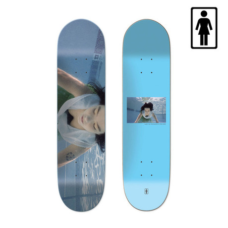 GIRL SHOT BY SPIKE JONZE DECK BJORK 1995 : SKOOL OF DAZE