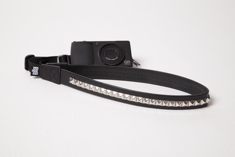 BOUNTY HUNTER BxH 10mm Studs Camera Strap : SKOOL OF DAZE