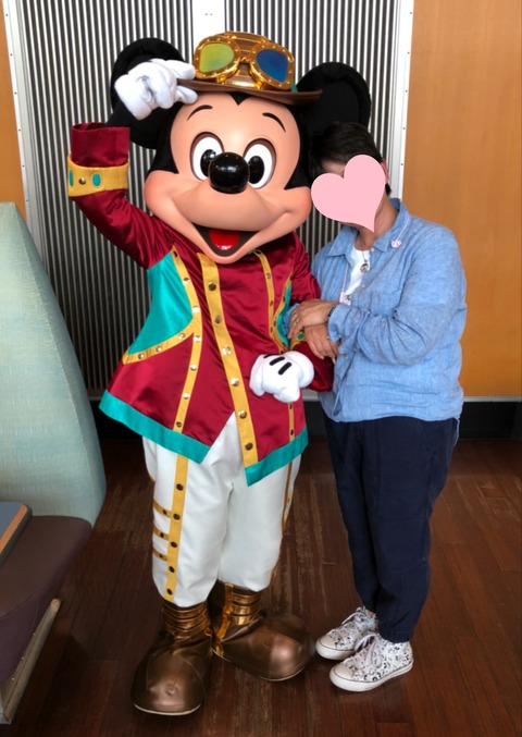 FE26CC9C-6898-4F15-A782-BC1F3519ACBD