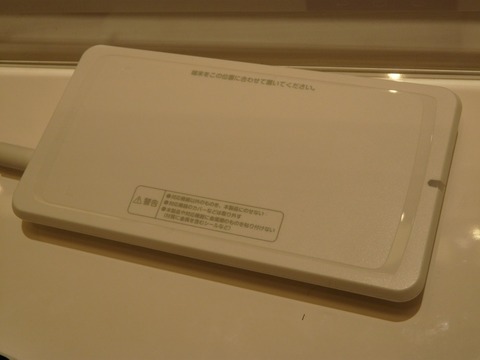 美しさと使いやすさを両立したプレミアムスマートフォン!「MEDIAS X N-04E」を写真でチェック【レポート】