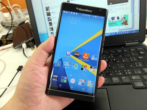 BlackBerry PRIV　スライド式キーボードスマホ　ブラックベリー スライド式キーボード搭載スマホ「BlackBerry PRIV」の国内版が