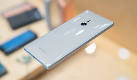 ソフトバンク、SoftBank向けフラッグシップスマホ「Xperia XZ2 702SO