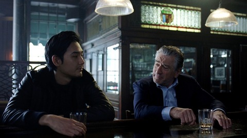 ロバート・デ・ニーロと松田龍平が共演!「dビデオ powered by BeeTV」の新CMが2月22日から全国でオンエア開始