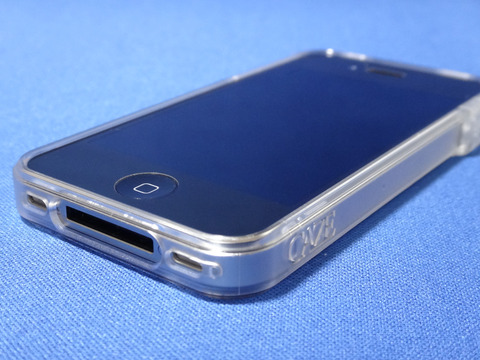 iPhoneのデザインを損なわないクールなバンパーケース！