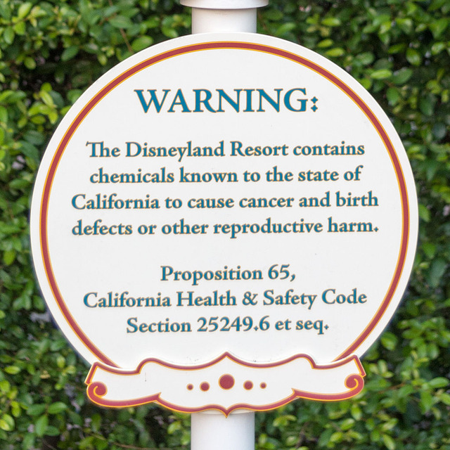 Disneyland_Prop_65_Warning_crop