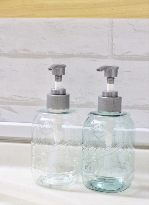 ポンプボトルガラス風320ml キャニスター セリア
