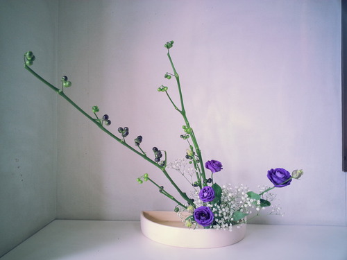 草月流　いけばな花器　４本足つき ?media_id=3684195938533712707