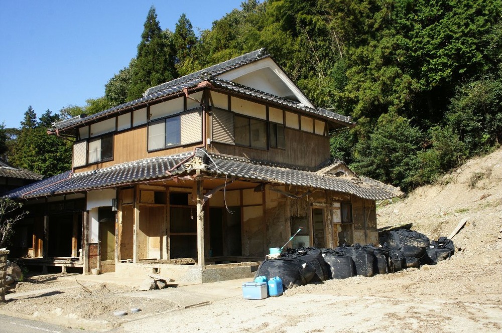 徳尾被害２