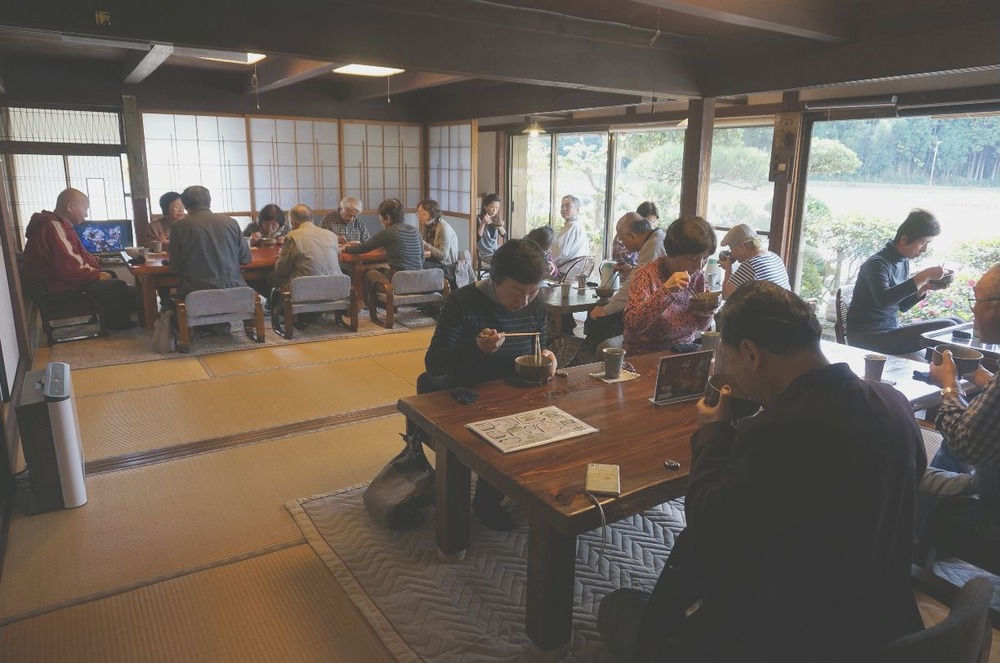 団体観光の皆さん