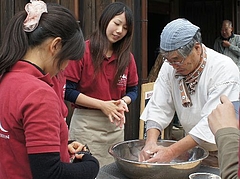 127fa7fe470cd0431a95.jpg