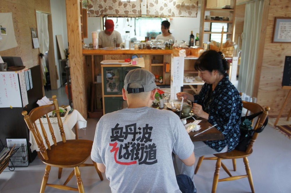 花紅にスタッフと