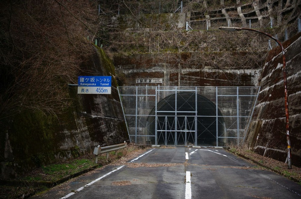 昭和トンネル大山側