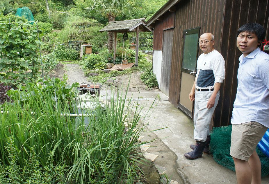 山口さんの庭へ