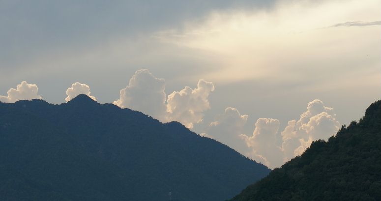 夏の雲２