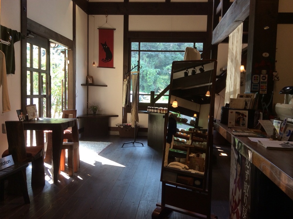 2015-10-09-14-18-44