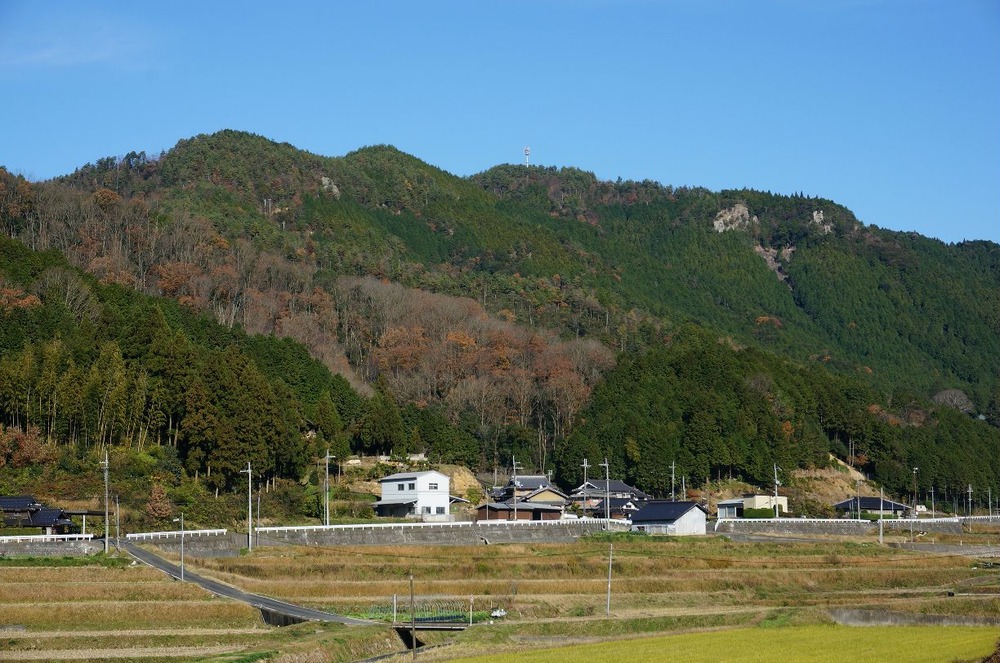 横峰山　鴨ノ庄側から