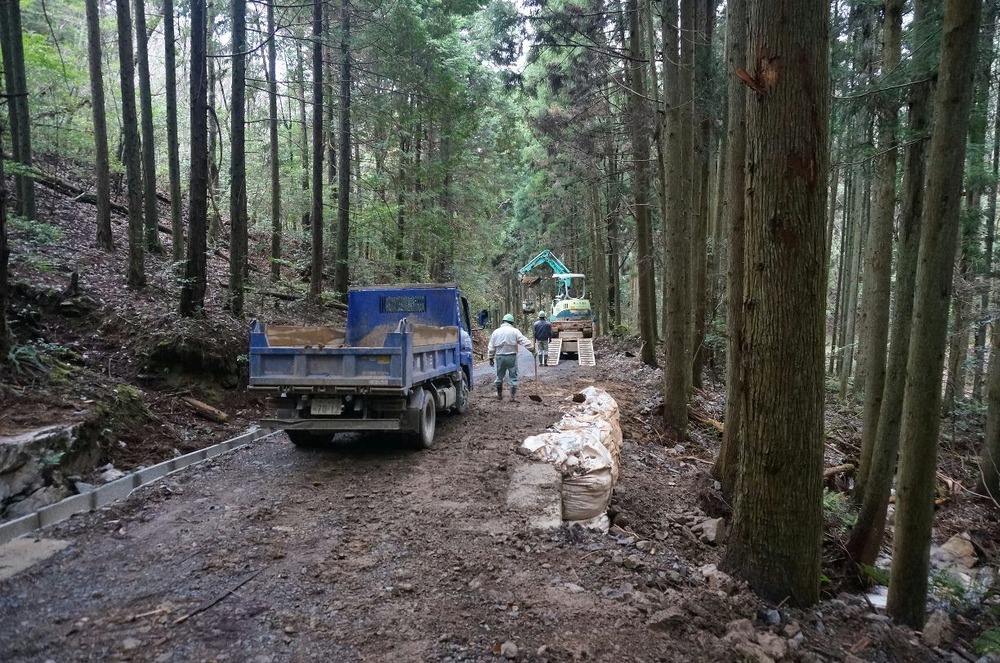 横峰山（竹田側）工事中