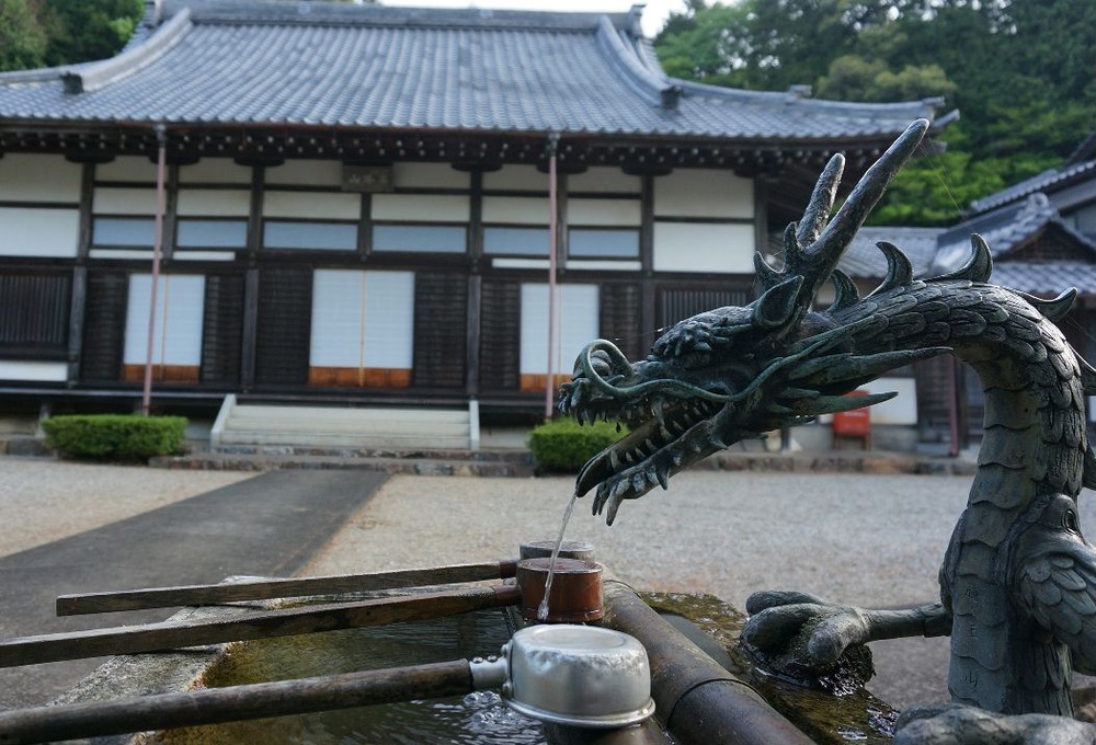 醍醐寺のりゅうの水
