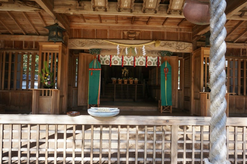 鴨神社へそばの奉納