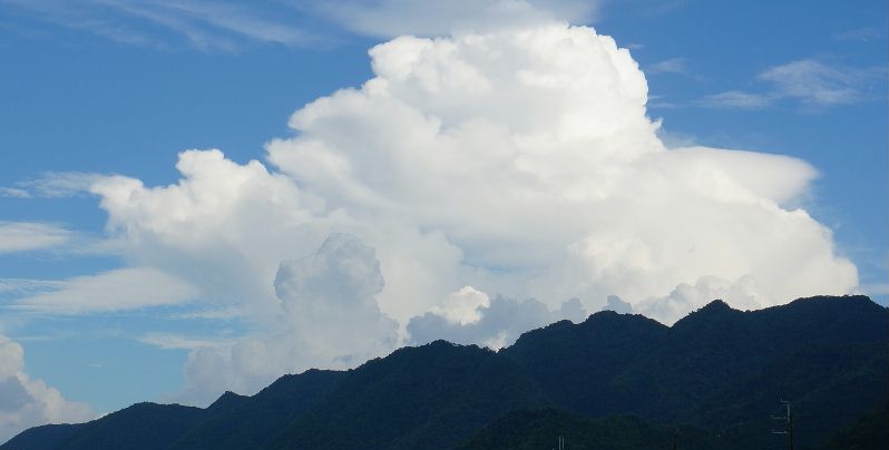 夏の雲