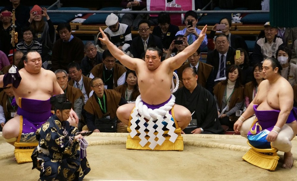 土俵入り