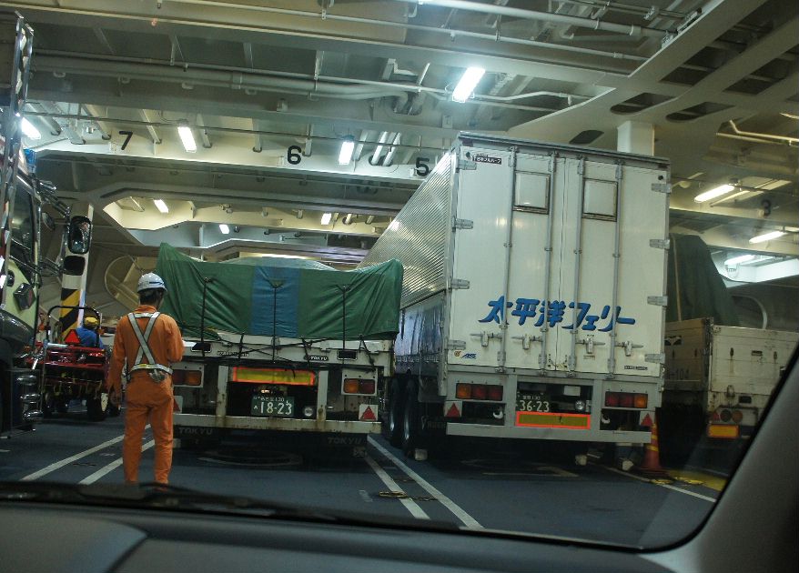仙台港に下船寸前