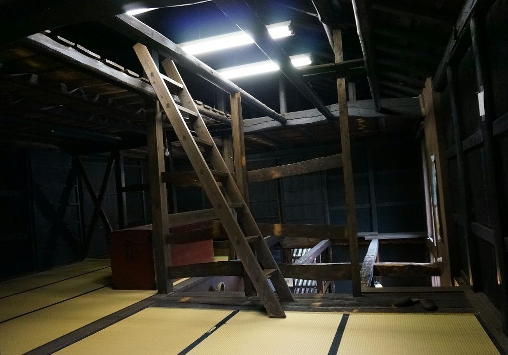 養蚕場