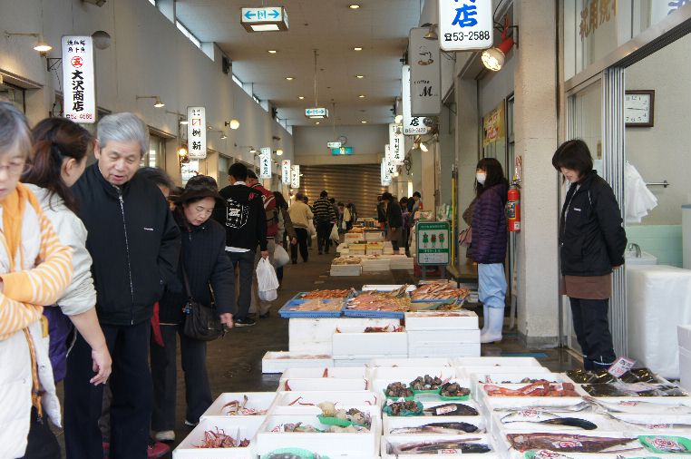 小浜の市場