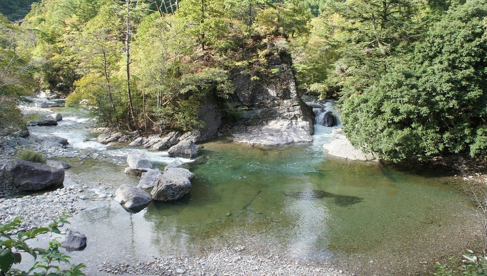 Ｒ４２９銀山湖上流